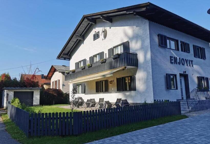 Номер Стандарт Вид на Сад, Enjoyit Velden West