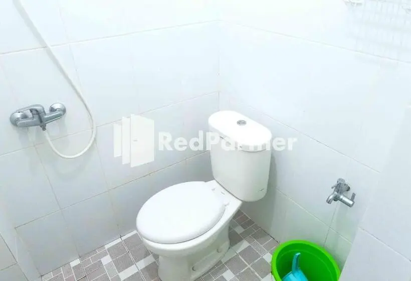 デラックスルーム, Fortuner Homestay Syariah Makassar Mitra Reddoorz