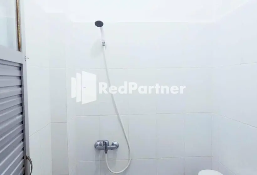 デラックスルーム, Fortuner Homestay Syariah Makassar Mitra Reddoorz