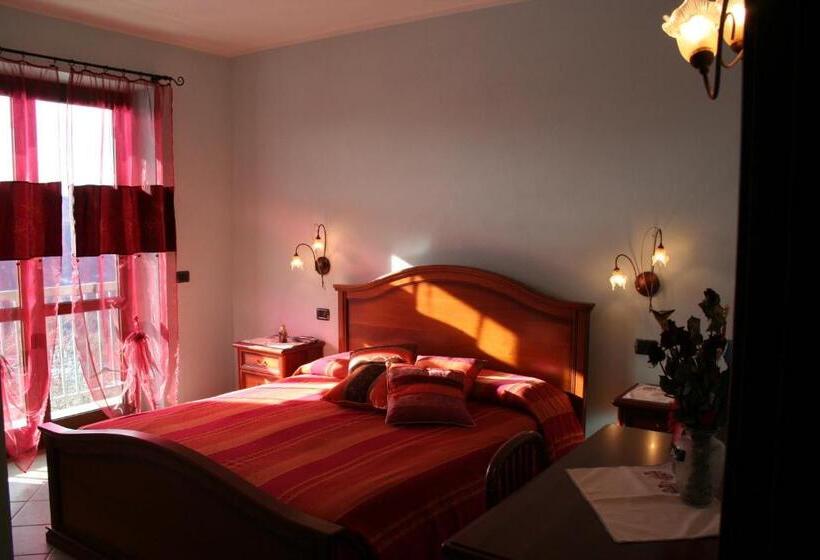 Pokój Rodzinny Wspólna Łazienka, Orchidea Selvatica B&b