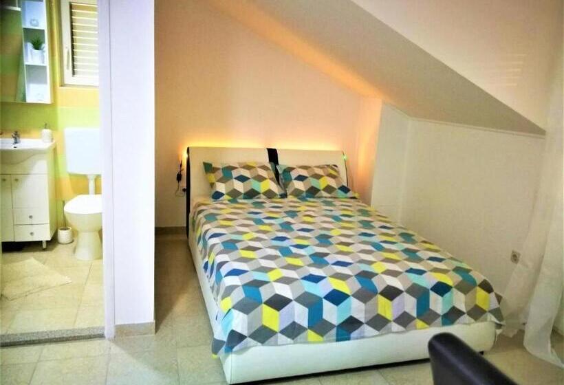 إستوديو قياسى مطل على البحر, Apartments Milic