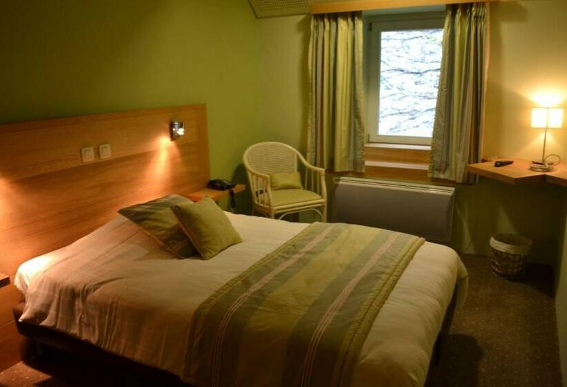 スタンダードシングルルーム, Golf & Hôtel De Falnuée