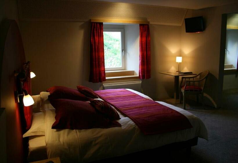 Family Suite, Golf & Hôtel De Falnuée