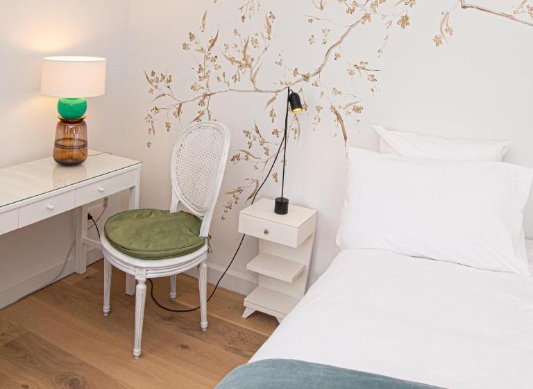 豪华房间, Les Sorbiers