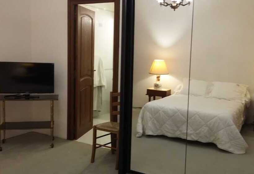 スタンダードトリプルルーム, House Angeli