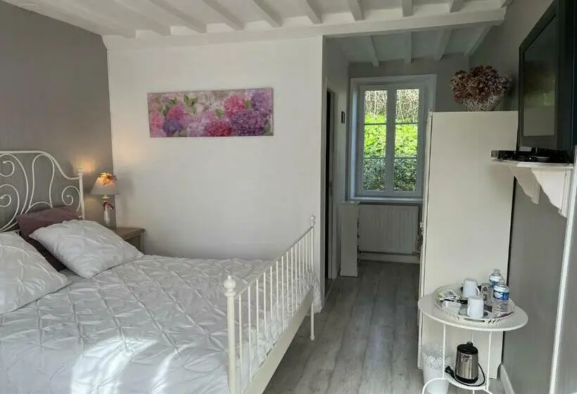 スタンダードルーム, B&b Le Clos Saint Jean   Omaha Beach