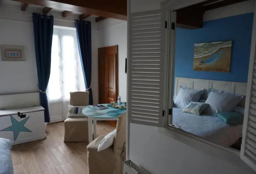 ファミリールーム, B&b Le Clos Saint Jean   Omaha Beach