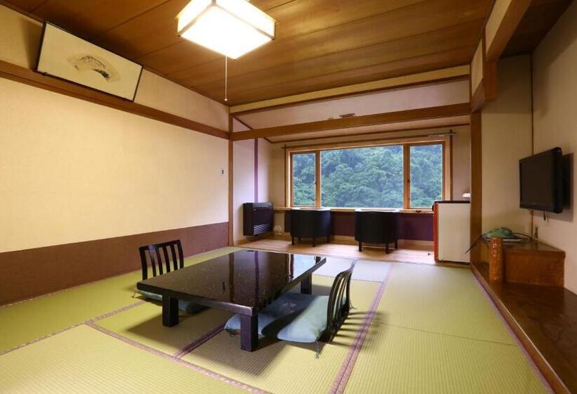 غرفة قياسية, Fukeikan 風景館