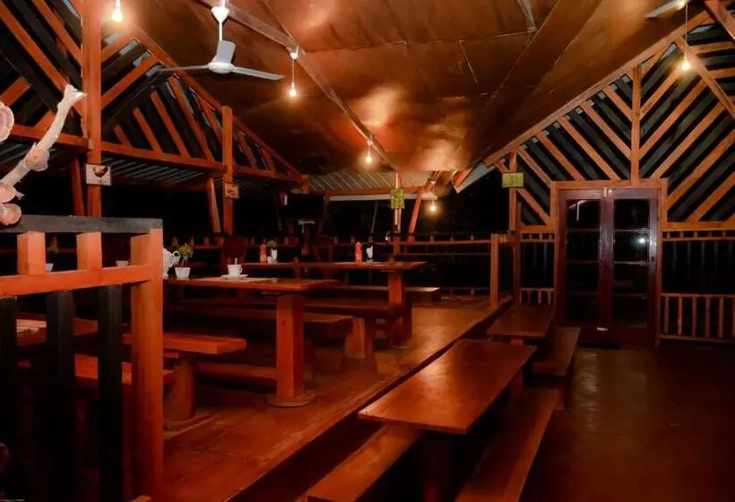 エコノミールーム, Sinharaja Forest Gate