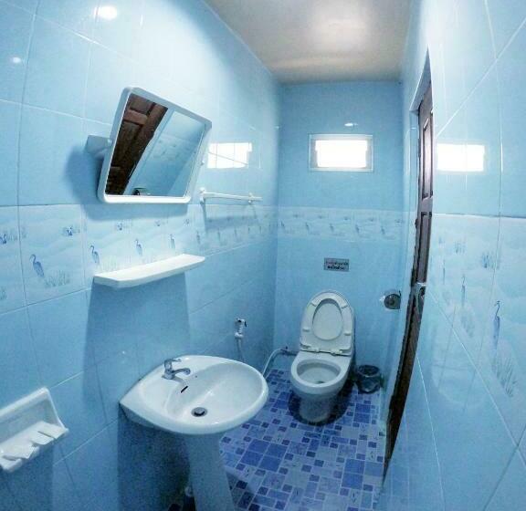 اتاق لوکس سه تخته, Somjainuk Resort 2