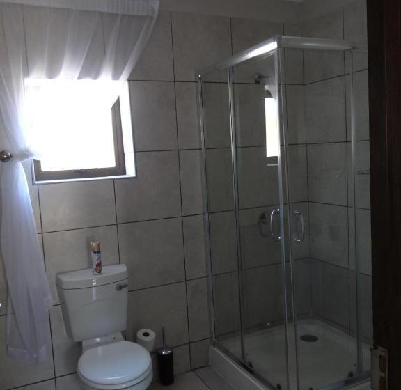 اتاق اکونومی, Eden Self Catering Chalets