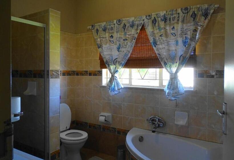 آپارتمان 3 خوابه, Eden Self Catering Chalets