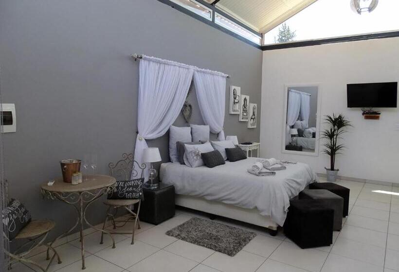 استودیوی لوکس, Eden Self Catering Chalets