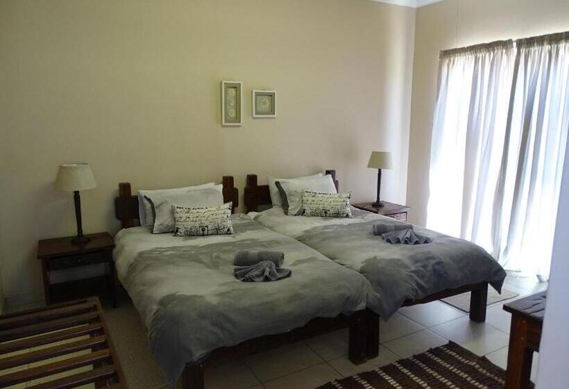 سوییت خانوادگی, Eden Self Catering Chalets