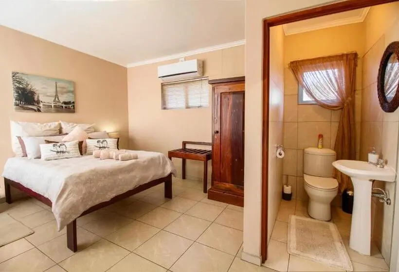 سوییت خانوادگی, Eden Self Catering Chalets