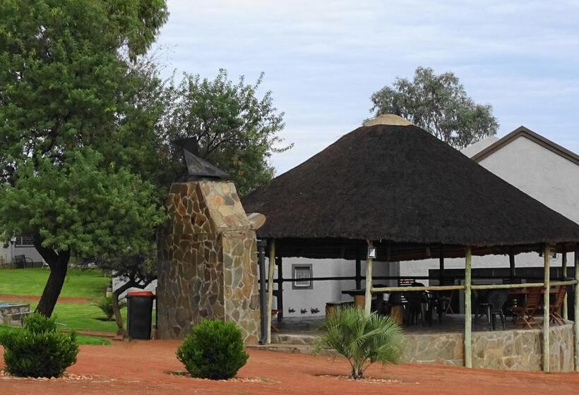 سوییت خانوادگی, Eden Self Catering Chalets