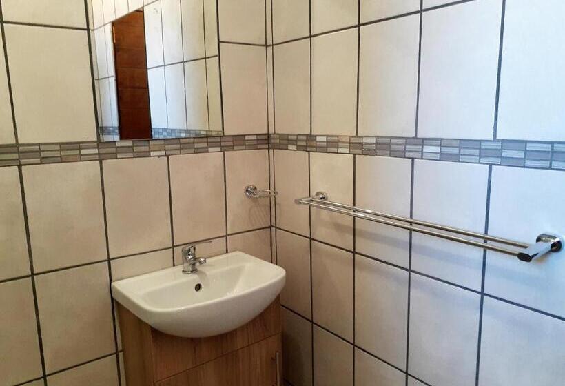 اتاق استاندارد, Eden Self Catering Chalets