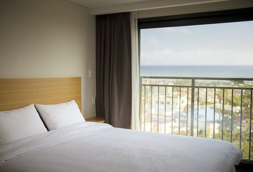 חדר דלוקס נוף לים, W Ocean Pension