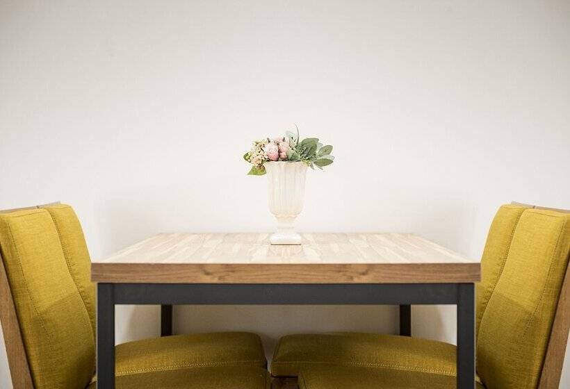 סוויטה משפחתית, W Ocean Pension