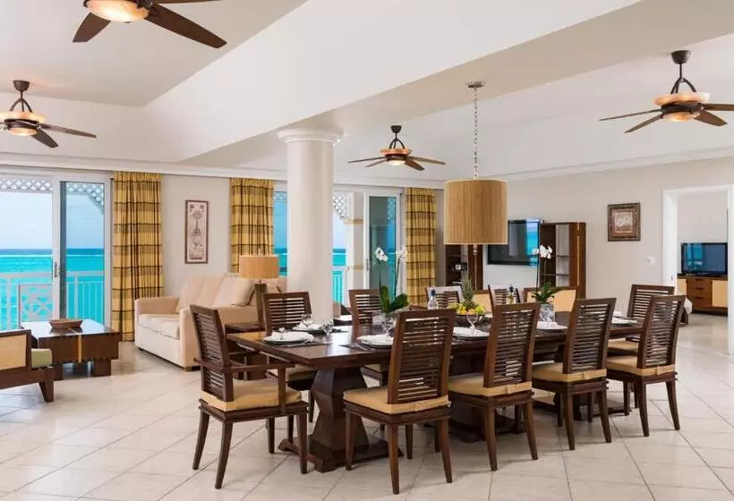 اتاق 4 خوابه, Alexandra Resort  All Inclusive