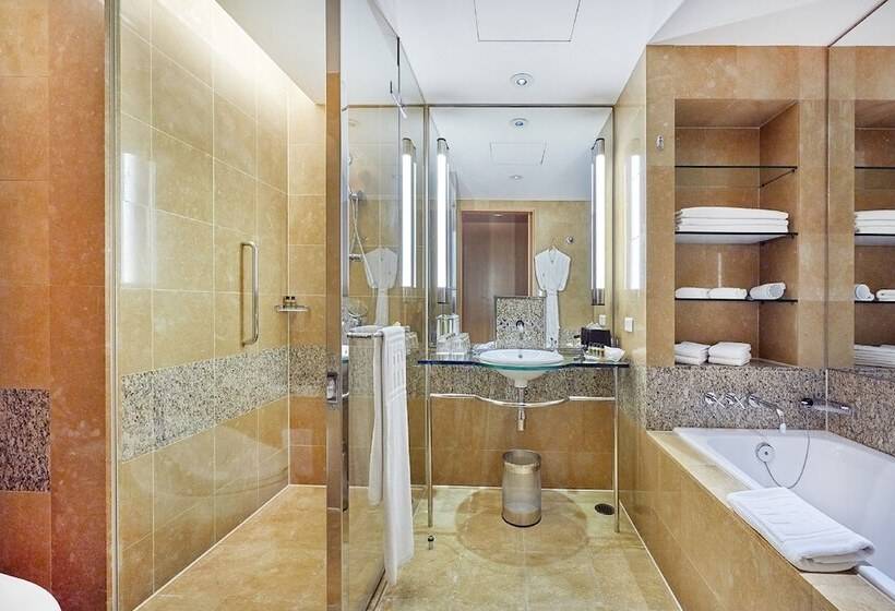 اتاق لوکس, Ambassador Hotel Hsinchu