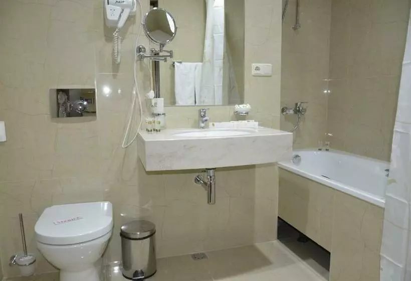 اتاق لوکس یک تخته, Aviatrans