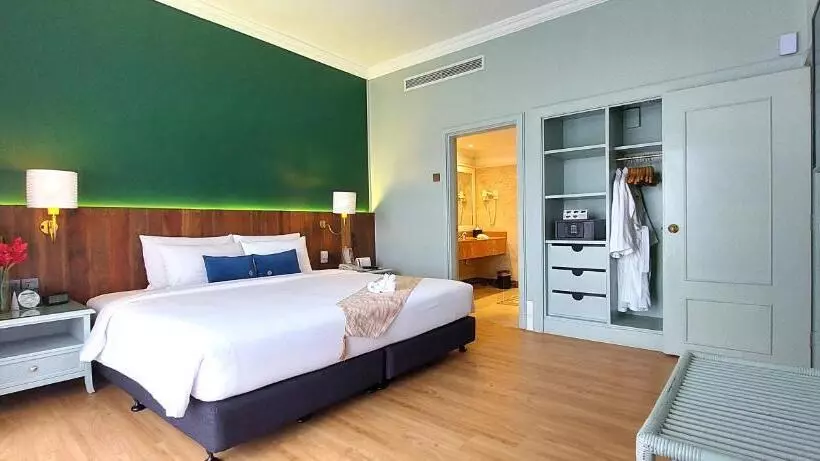 スイート, Bangi Resort