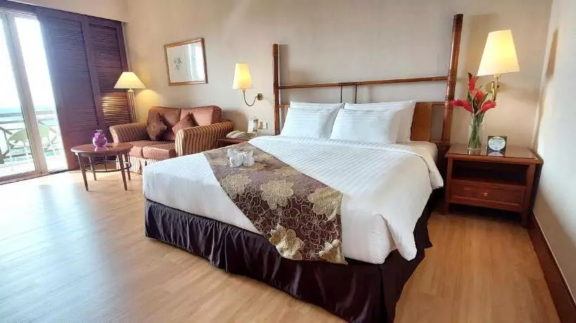 デラックスルーム, Bangi Resort