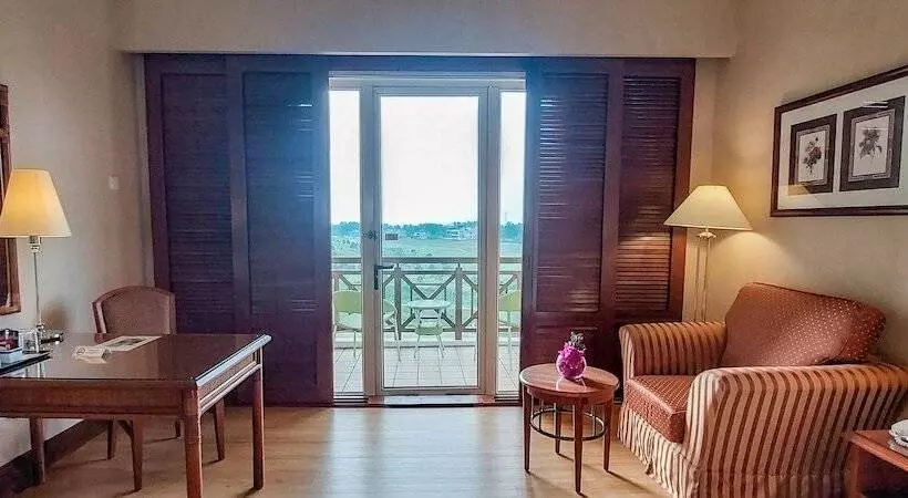 デラックスルーム, Bangi Resort