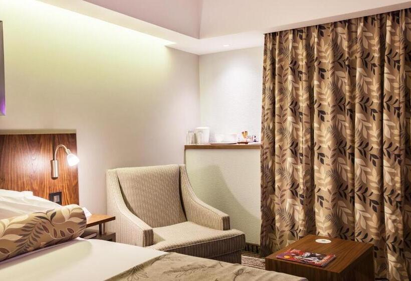 Номер Стандарт, City Lodge Hotel Pinelands