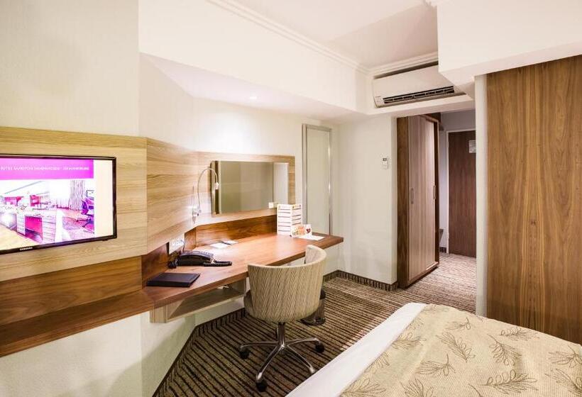 Номер Стандарт, City Lodge Hotel Pinelands