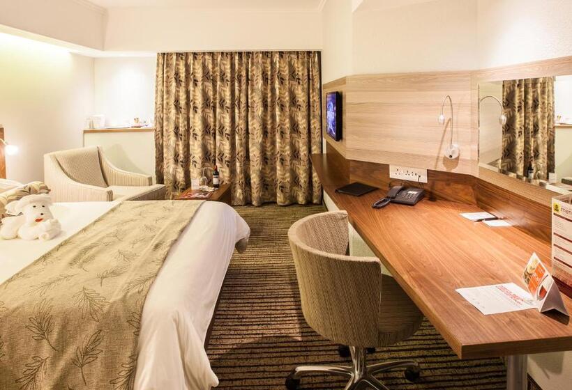 Номер Стандарт, City Lodge Hotel Pinelands