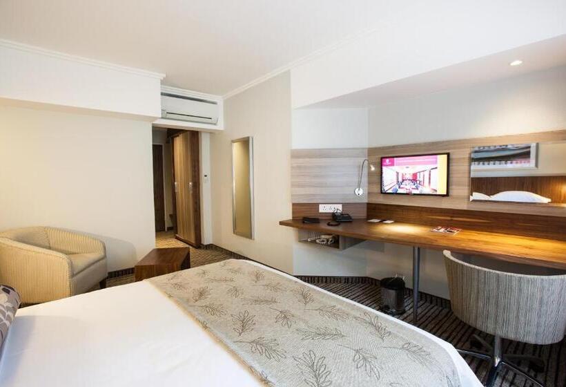 Номер Стандарт, City Lodge Hotel Pinelands