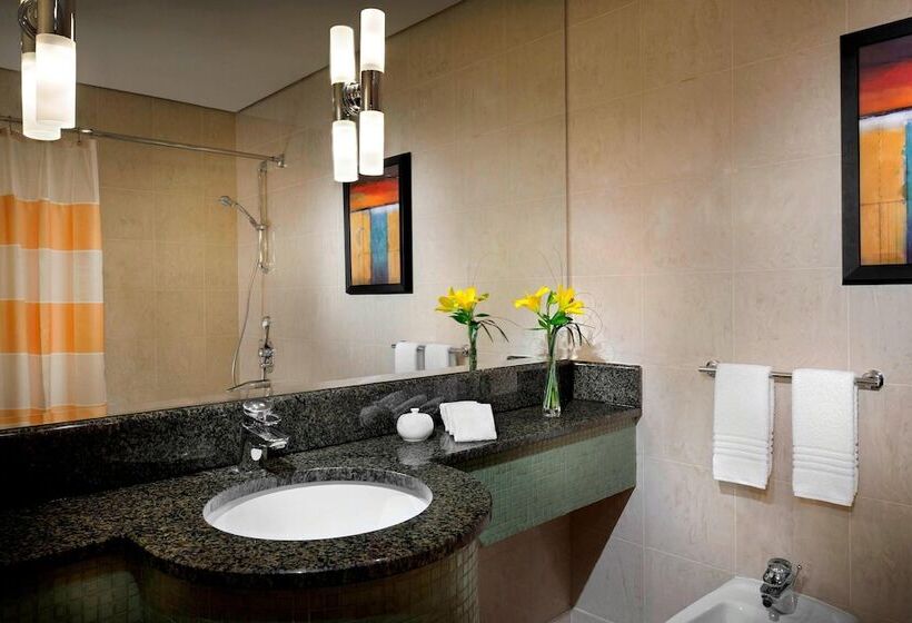 اتاق لوکس, Courtyard By Marriott Kuwait City