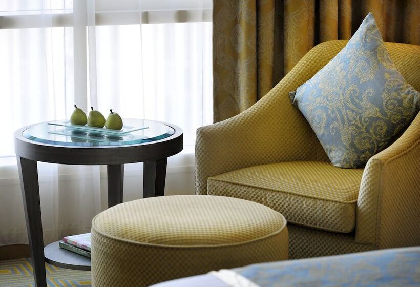 اتاق لوکس, Courtyard By Marriott Kuwait City