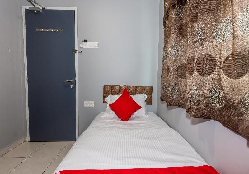 سوئیت کلاب, Courtyard By Marriott Kuwait City