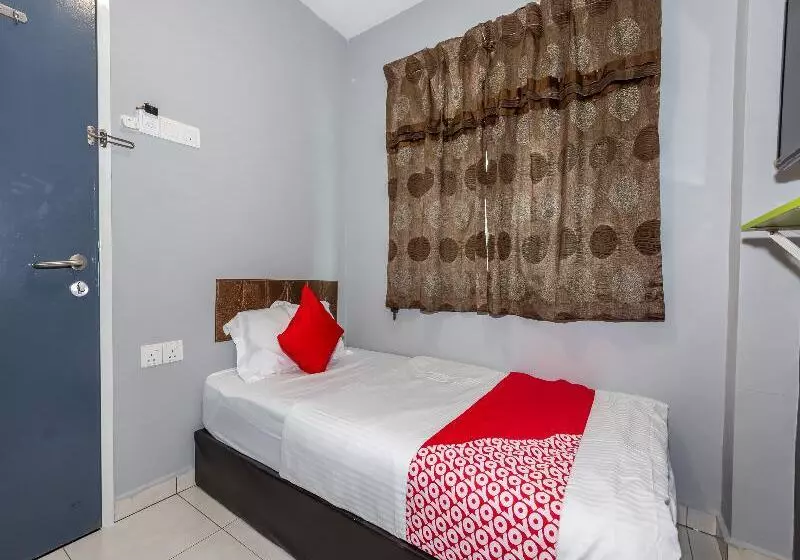 سوئیت کلاب, Courtyard By Marriott Kuwait City