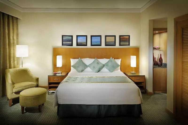 اتاق لوکس, Courtyard By Marriott Kuwait City