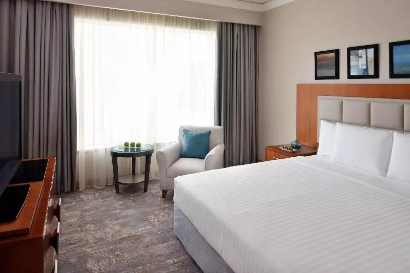 اتاق لوکس با تخت بزرگ, Courtyard By Marriott Kuwait City