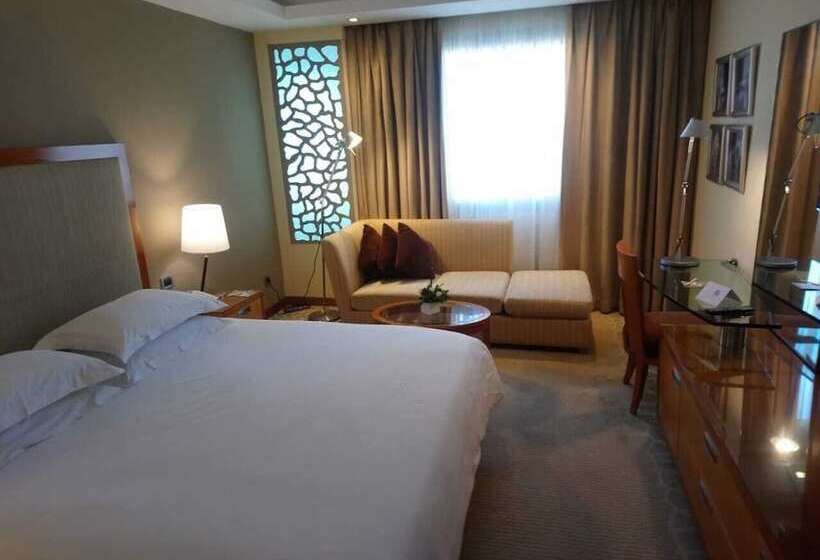 豪华房间, Farah Casablanca