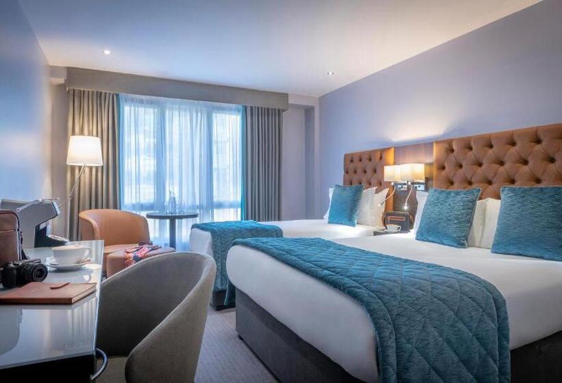 חדר סטנדרט לשלושה, Grand Canal