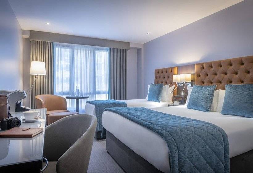 חדר סטנדרט לשלושה, Grand Canal