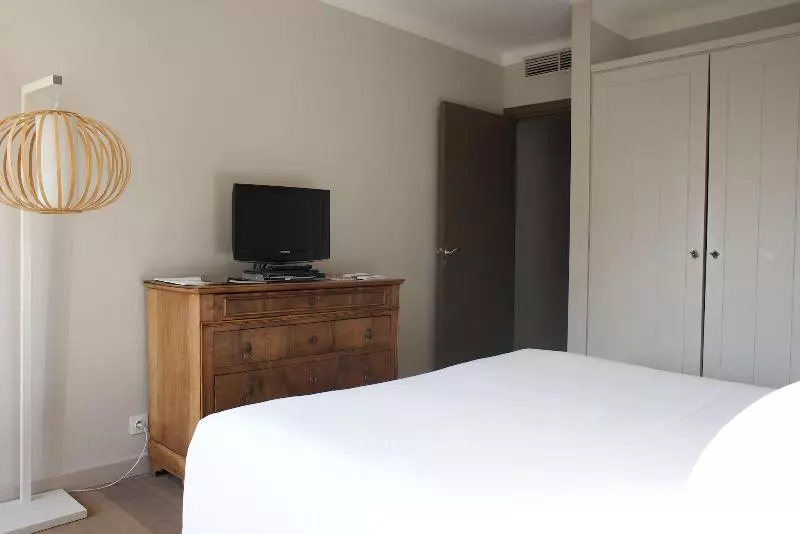 スタンダードルーム, Grand Hôtel De Cala Rossa & Spa Nucca