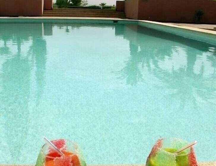 Номер Стандарт, Le Zat