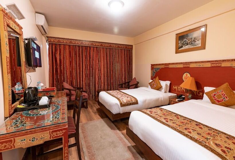 اتاق لوکس, Manang