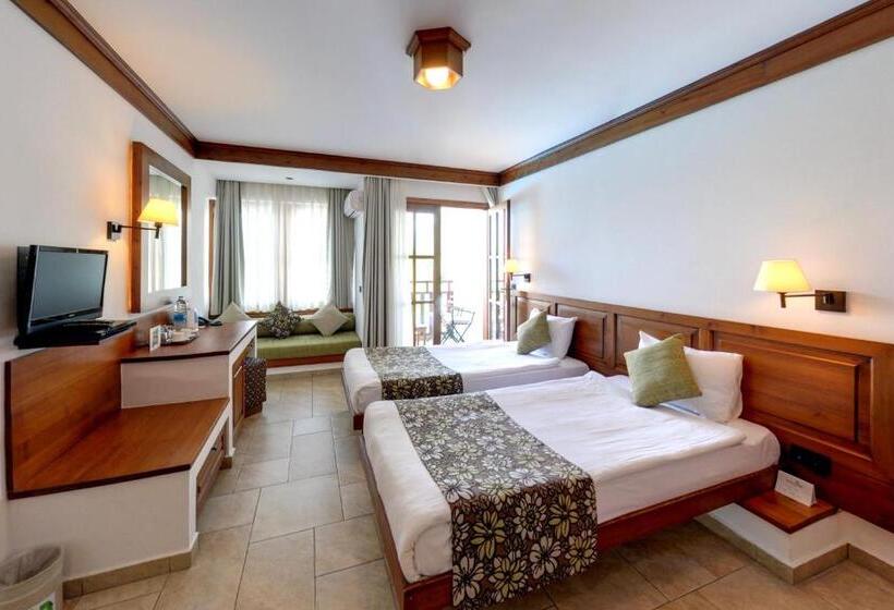 スーペリアールーム, Montana Pine Resort   All Inclusive