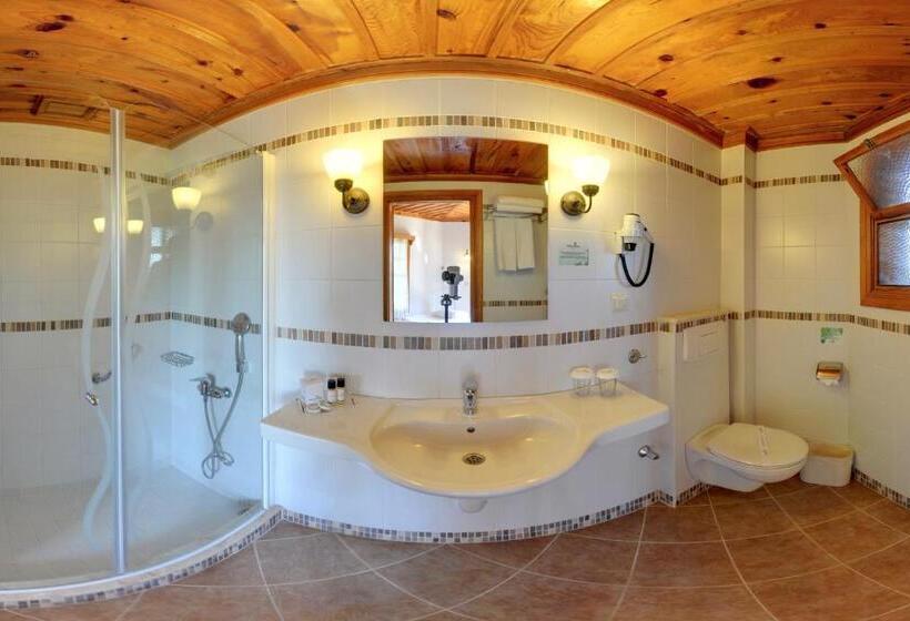 スタンダードトリプルルーム, Montana Pine Resort   All Inclusive