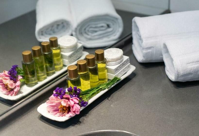 سوییت جونیور, Parliament