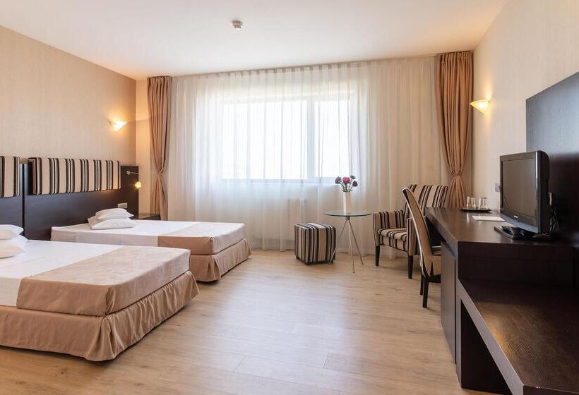 اتاق لوکس, Parliament