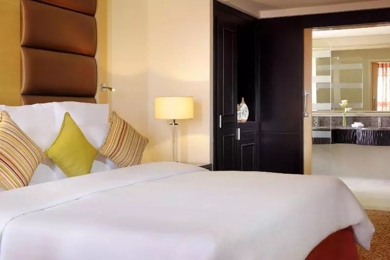 سوئیت با تخت بزرگ, Petra Marriott